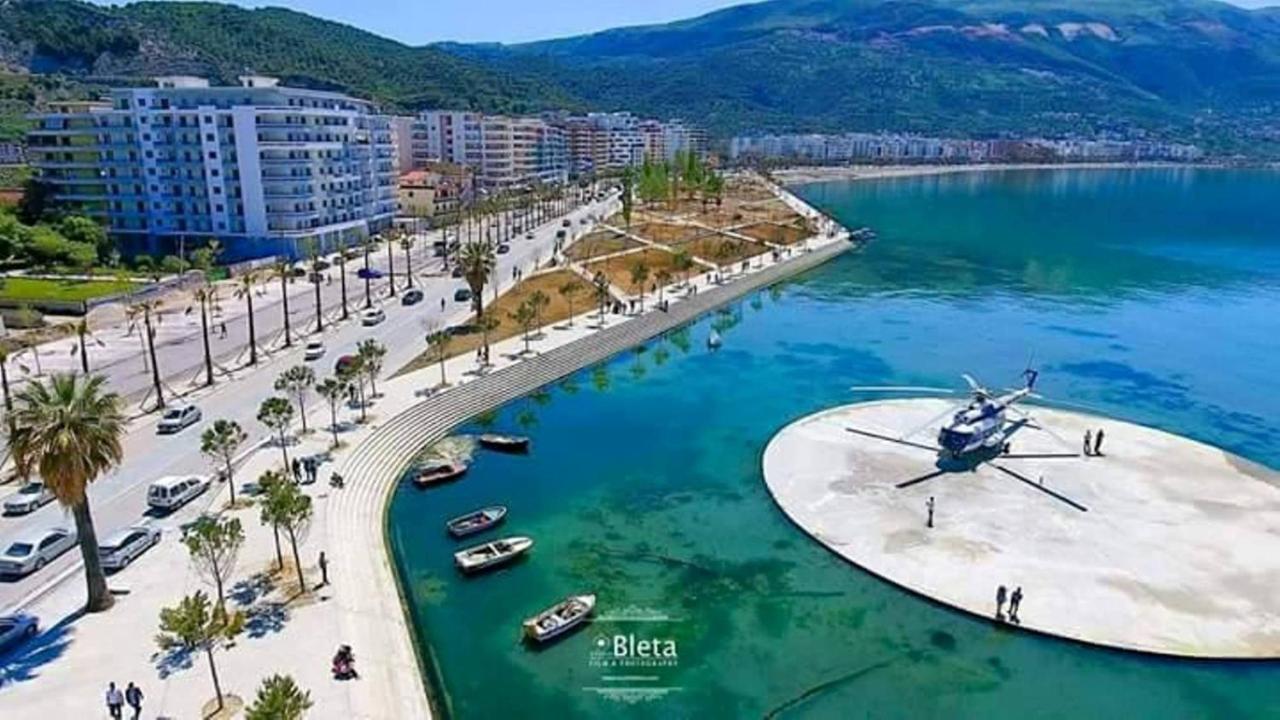 Sea View Apartment Onorato 1 Vlorë Esterno foto